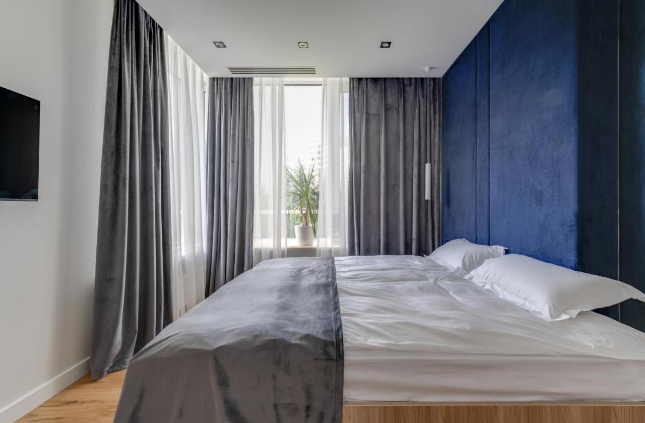 Basis Apartments - Adults Only Киев Екстериор снимка